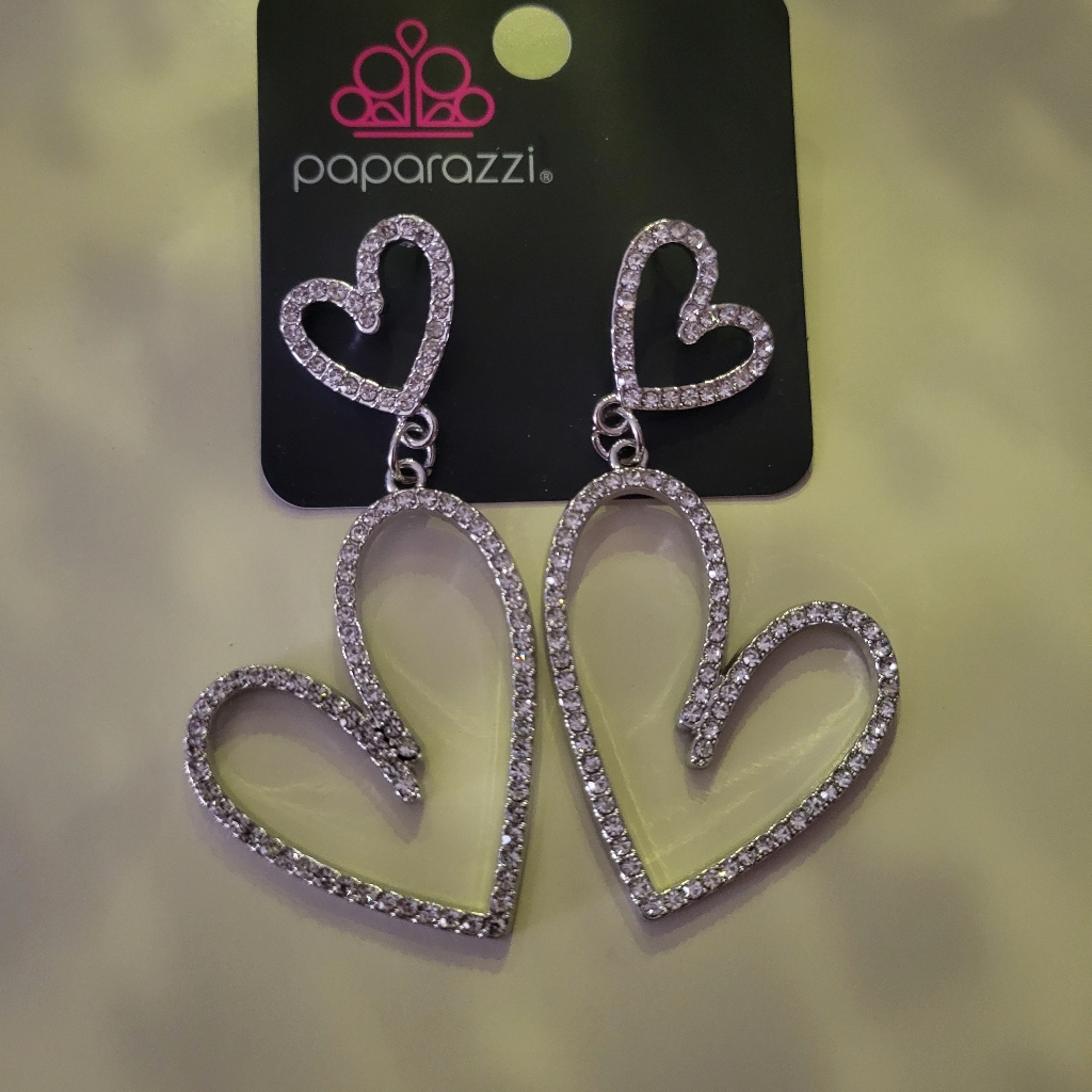 Paparazzi Silver Heart Earrings 7$